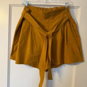 Athleta High Skyline Short II Yellow High Rise